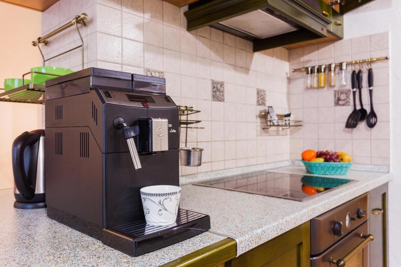 Navit Apartments With Breakfast, Near The Railway Station, The City Center, The Park Kiev Eksteriør billede